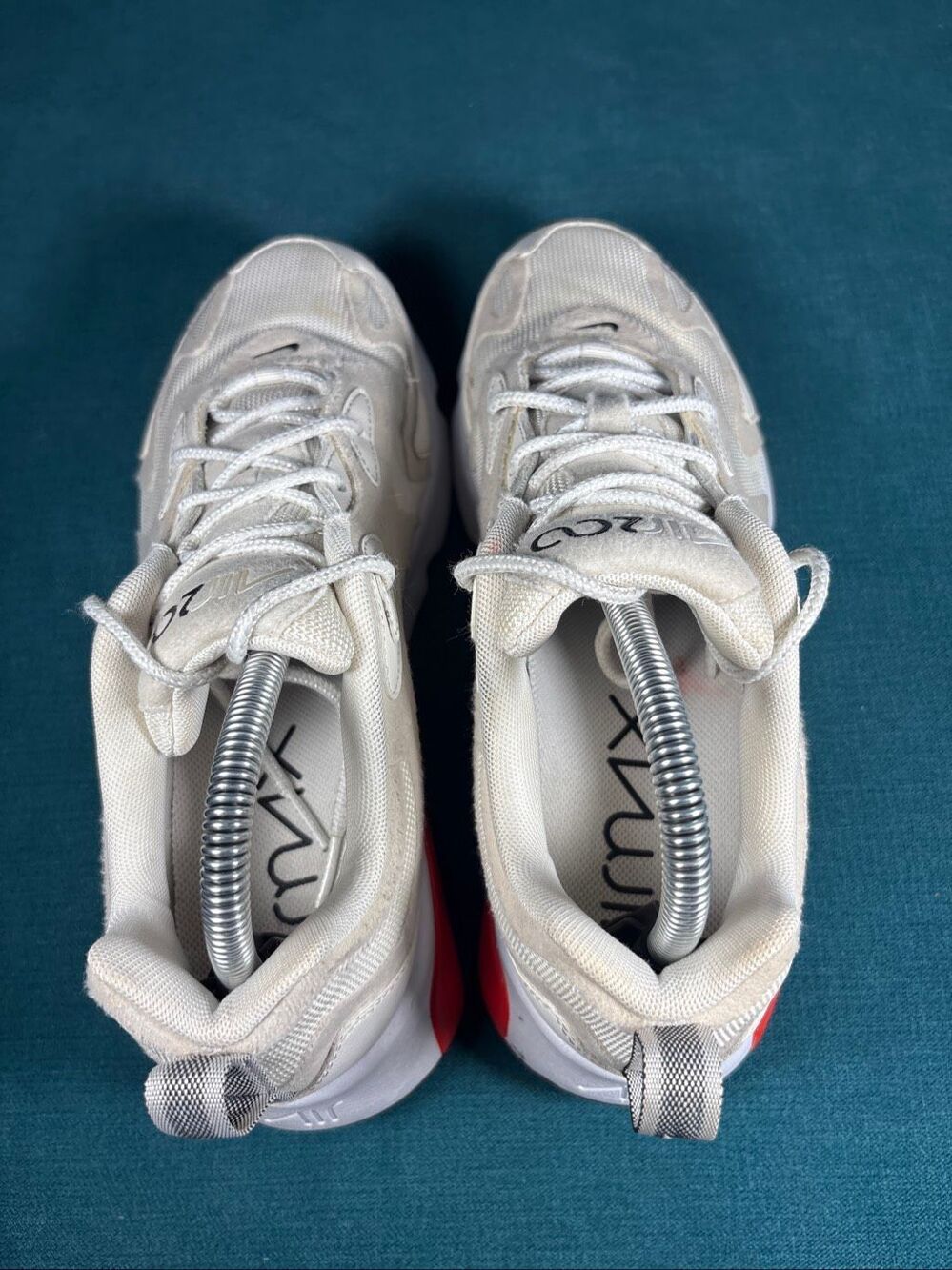 Nike Air Max 200 Summit White Bright Crimson Women's Size 9 Sneakers AT6175-100 - Picture 6 of 8